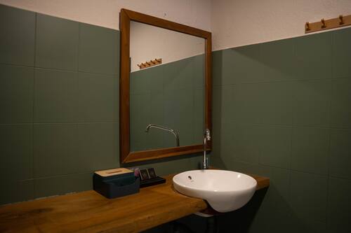 Room V Jalan Sultanah Batu Pahat Updated Price Reviews Hd Photos Hotels Com