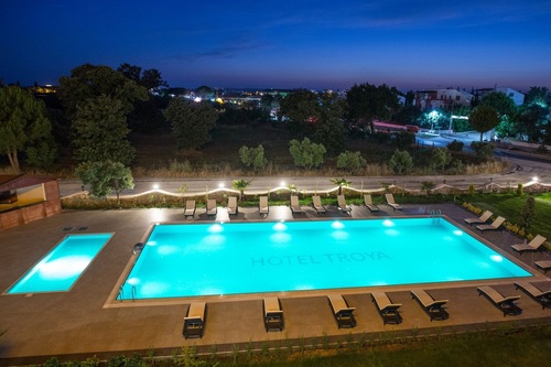 Troya Otel Ezine Hotels Com