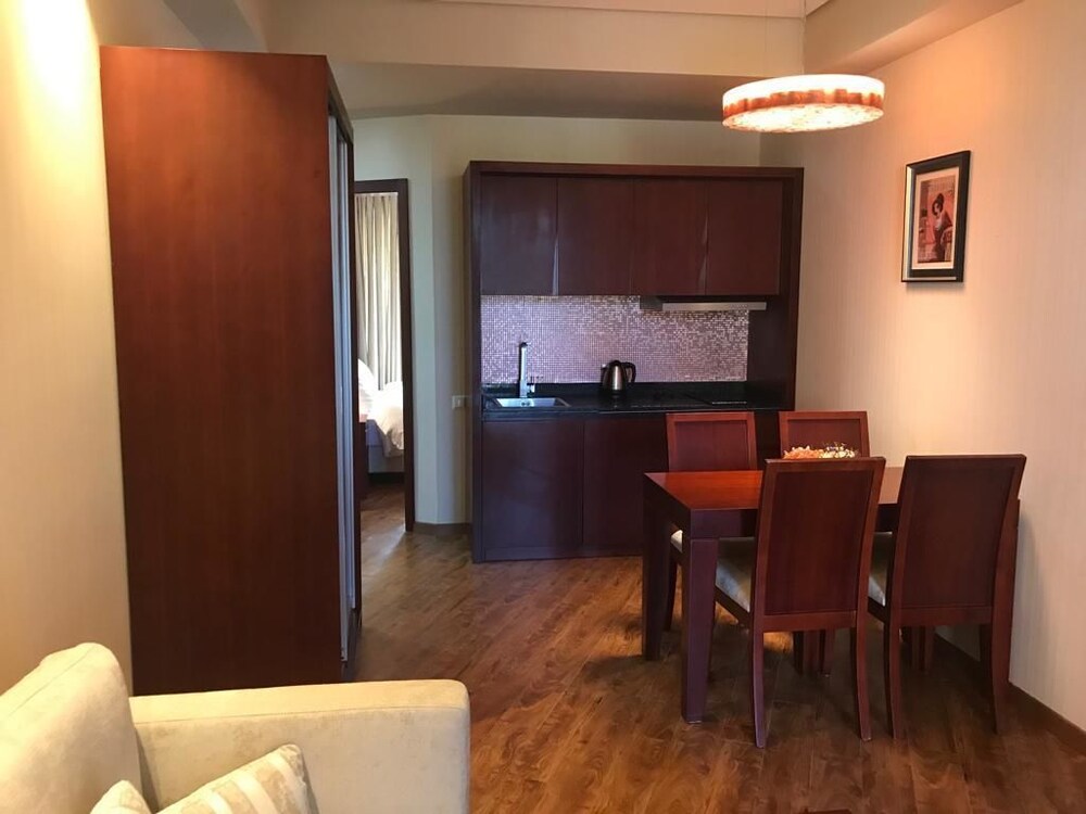Book Apartment On Batumskaya 16 9 Ap 20 In Vinukonda Hotels Com Find the best houses & apartments for rent in india. hotels com