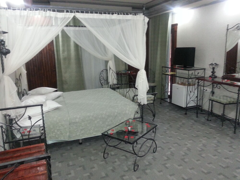 Book Predeal Comfort Suites In Predeal Hotels Com