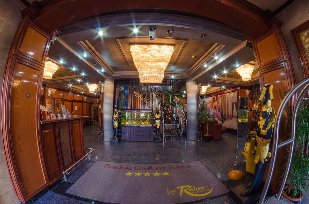 Book Predeal Comfort Suites In Predeal Hotels Com