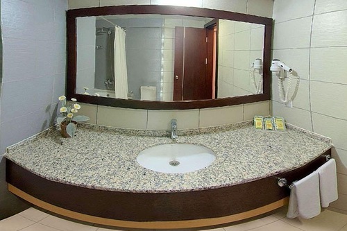 mom hotel izmir hotels com