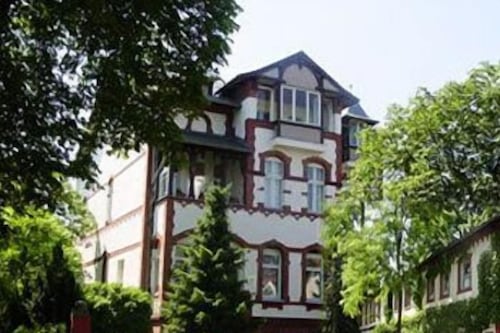 Prenota Aparthotel Landhaus Lichterfelde Berlin A Berlino Hotels Com