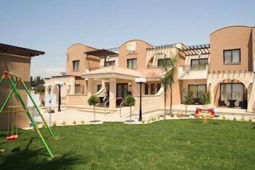 Avillion Holiday Apartments Paphos And Vicinity Info Photos Reviews Book At Hotels Com Avillion Holiday Apartments Paphos And Vicinity Info Photos Reviews Book At Hotels Com