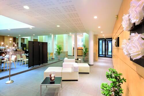 Appart City Confort Nantes Centre Nantes Hotels Com Appart City Confort Nantes Centre Nantes Hotels Com