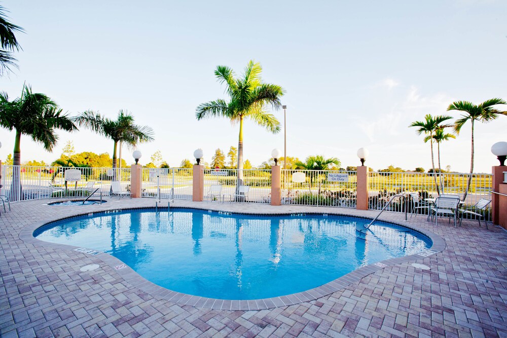 Book Fairfield Inn Suites By Marriott Venice In Hotels Fairfield Inn Suites By Marriott Venice