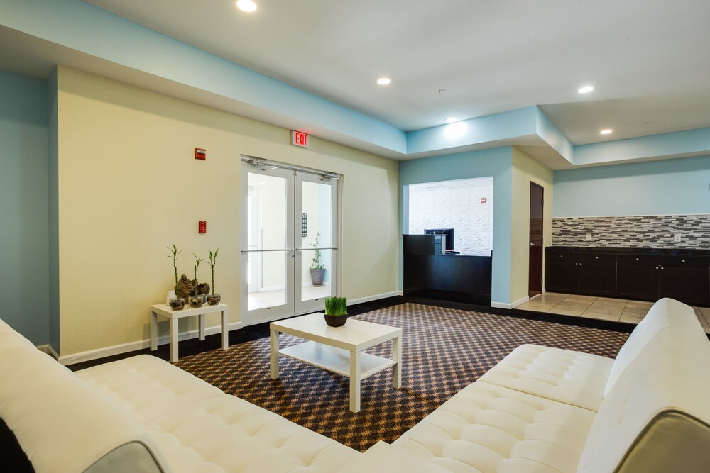 Book Best Way Inn Cleburne Tx In Hotels Best Way Inn Cleburne Tx Lobby