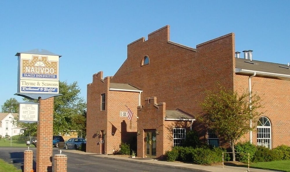 Book Nauvoo Family Inn And Suites In Hotels Nauvoo Family Inn And Suites