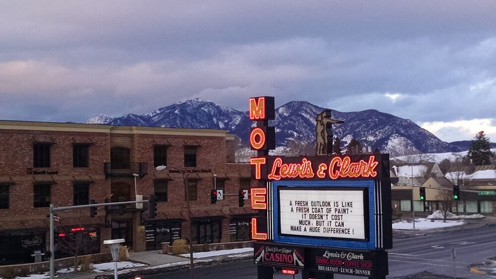 Book Bozeman Lewis Clark Motel In Hotels