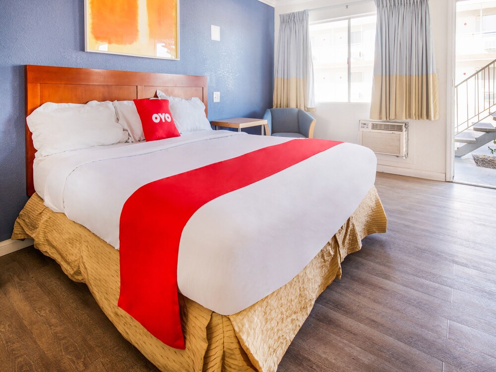 Book Travel Inn Suites In Ridgecrest Hotelscom