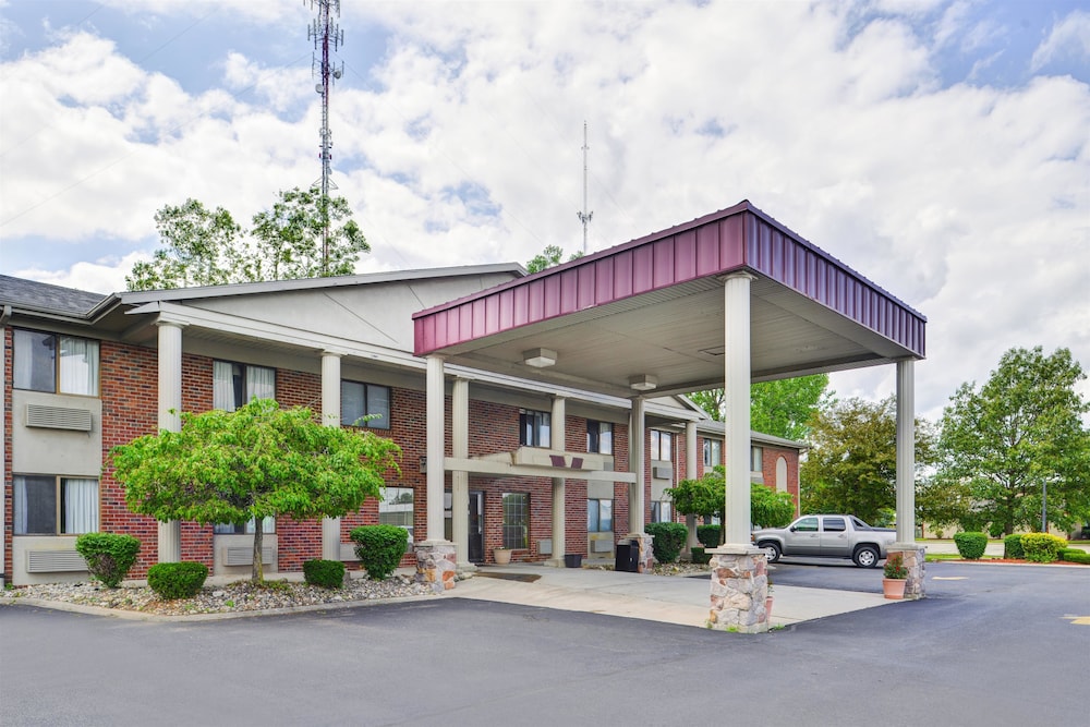 Book Americas Best Value Inn Suites Bluffton In Hotels Americas Best Value Inn Suites Bluffton