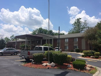 Top 10 Hotels In Portland Indiana