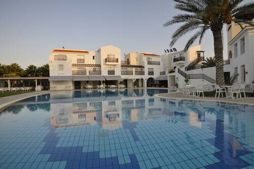 book akti beach village resort in paphos and vicinity hotels com