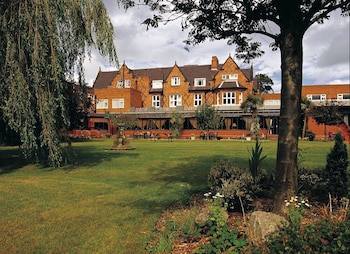 Hotels Near Cheshire Oaks Designer Outlet Chester Best Hotels Near Cheshire Oaks Designer Outlet Chester Best Accommodation Deals