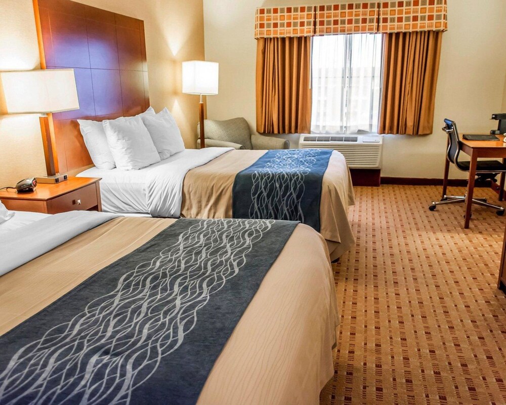 hotels in franklin ky with jacuzzi in room