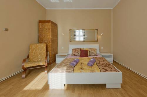 hostel 70s and queen apartments krakow info photos reviews book at hotels com