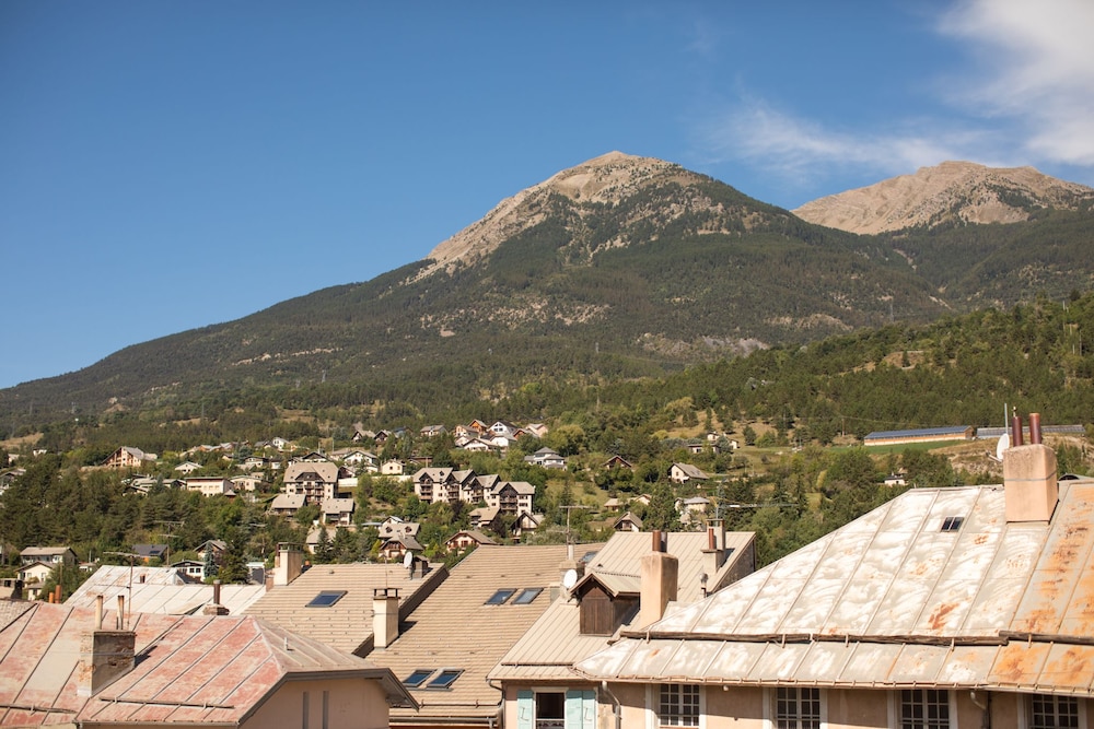 Hotel de la Mairie Embrun Hotel de la Mairie Embrun