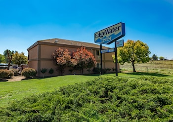 Top 10 Hotels In Dinuba California