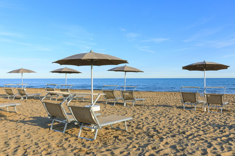 Adriatic Palace Hotel In Jesolo Hotels Com