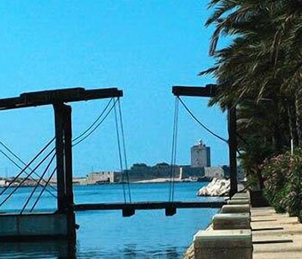 Hotel Residence Les Aiguades Port De Bouc Hotels Com