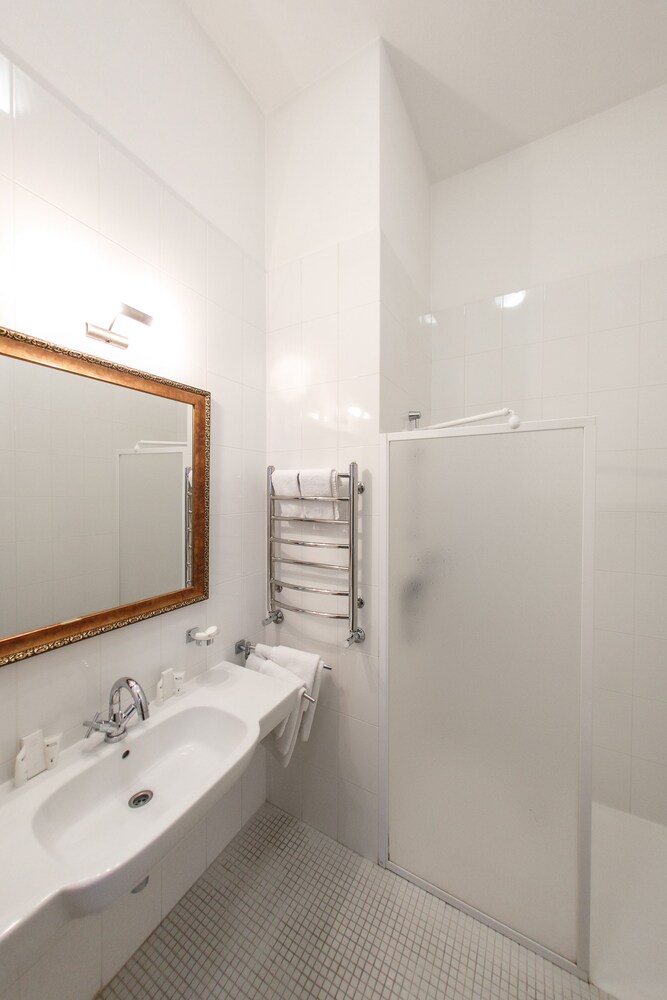 George Hotel Lviv Ukraine Lviv Hotel Discounts Hotels Com