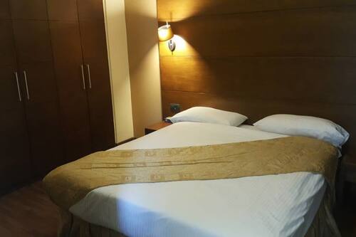 احجز فندق بريتانيا سويتس بيروت في بيروت قارن أسعار الفنادق في بيروت