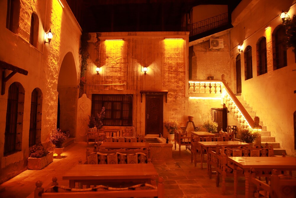 book aslan konuk evi in sanliurfa hotels com