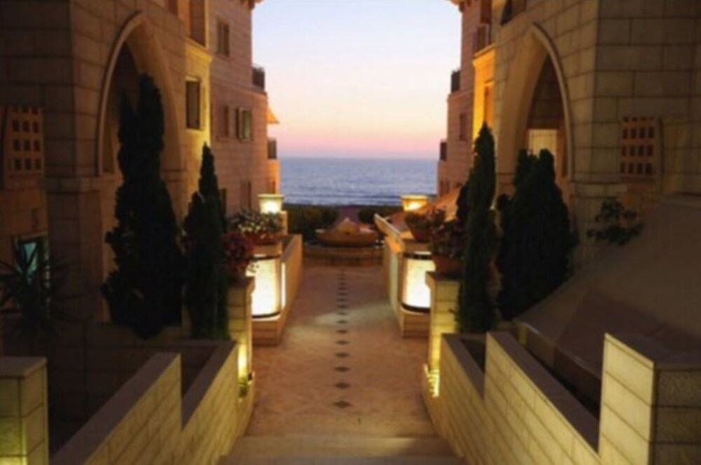 Book Andromeda Hill Apartments Spa In Tel Aviv Hotels Com