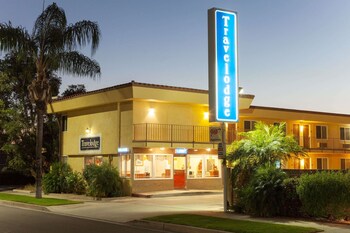 Top 10 Hotels In La Habra California