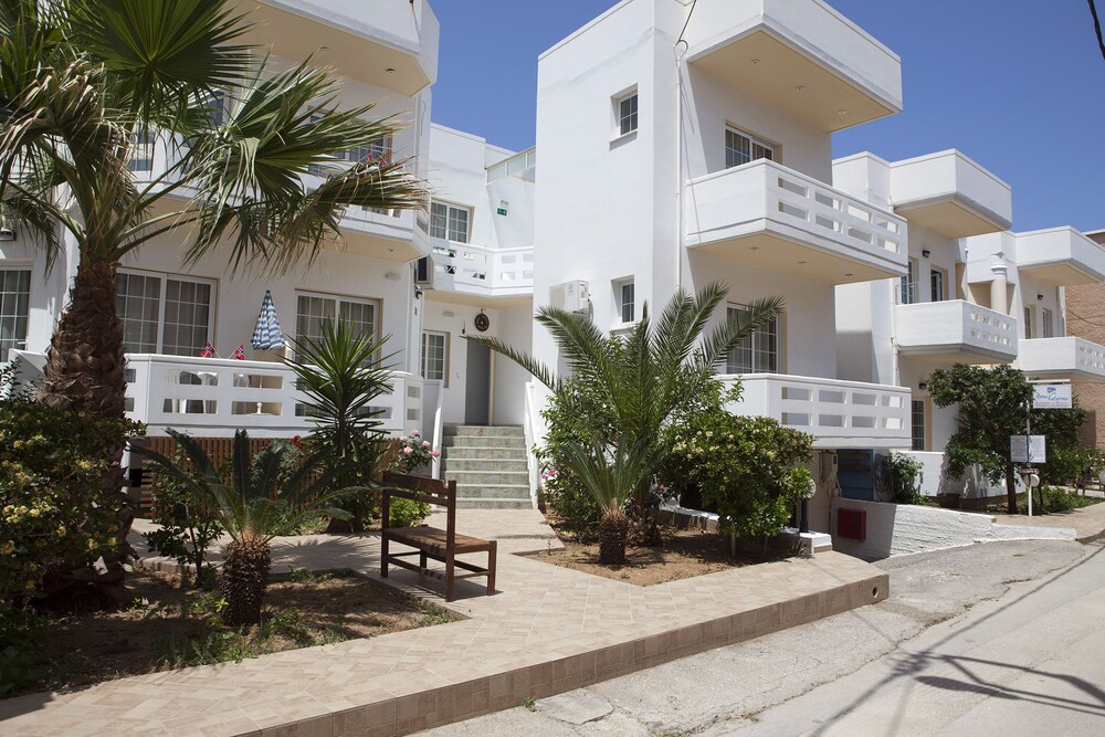 Anna Katerina Apartments Platanias Hotels Com