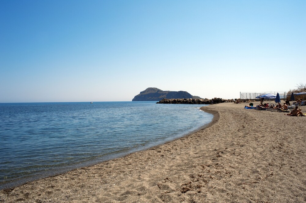 Book Anna Katerina Apartments In Platanias Hotels Com