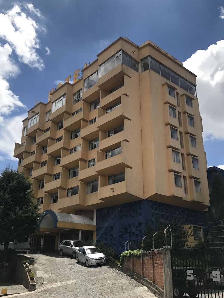 Savoy Inn Quito Ecuador Hotel S Hotels Savoy Inn Quito