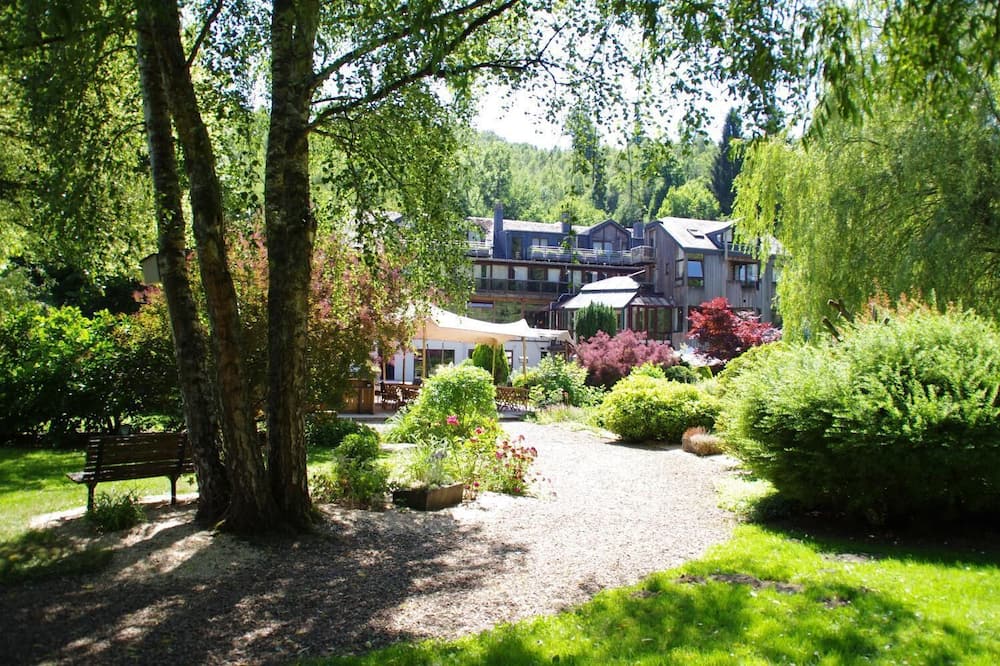 Hostellerie La Claire Fontaine in La RocheenArdenne Hostellerie La Claire Fontaine in La RocheenArdenne