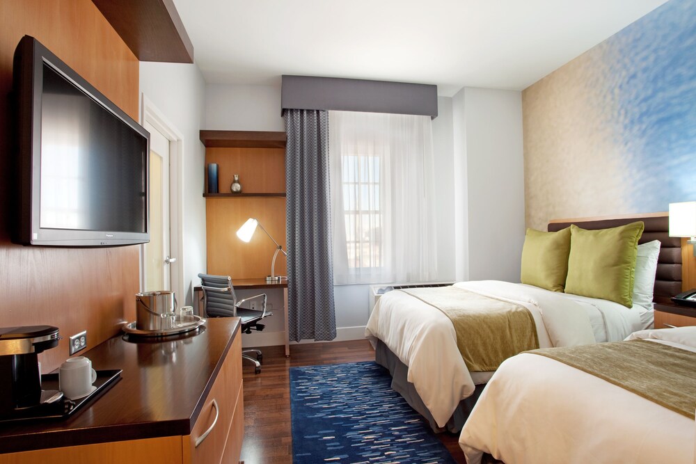 Hotel Indigo Baton Rouge Downtown Info Photos Hotel Indigo Baton Rouge Downtown Executive Two Double Beds Non Smoking