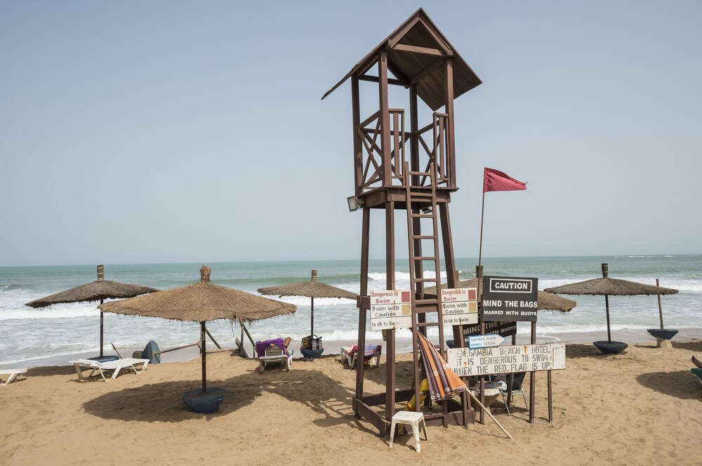 塞内冈比亚海滩酒店