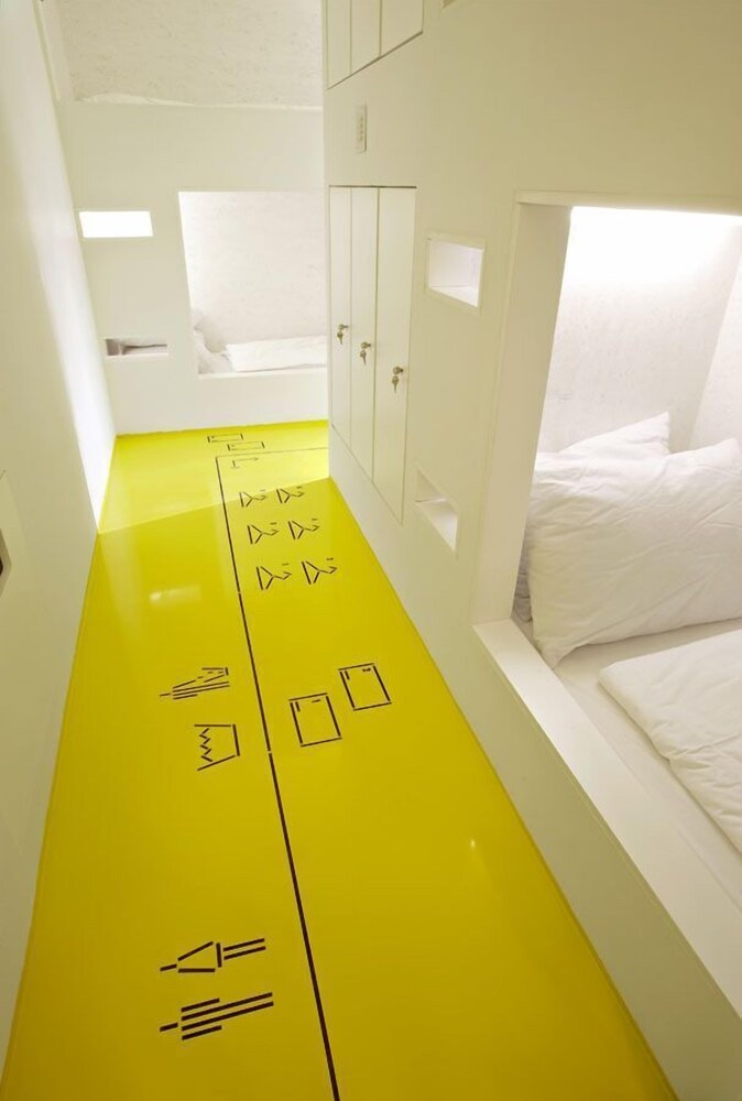 Split prodaja hostel & goli design najam bosi Goli Gummies