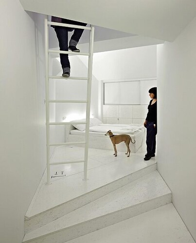 Hostel goli bosi split contact