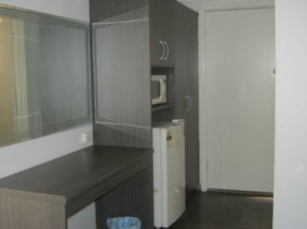 Book Parkway Motel In Queanbeyan Hotels Parkway Motel Queanbeyan Ious Double Room Guest