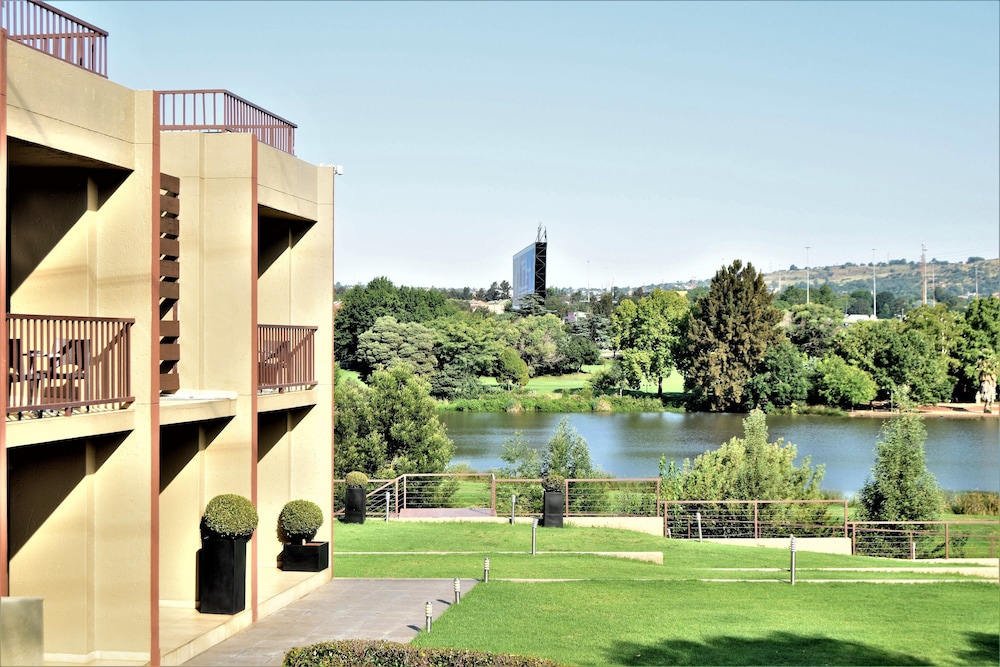 Hotelian St Andrews Hotel And Spa Germiston 2018 Updated Price Hotelian St Andrews Hotel And Spa Germiston