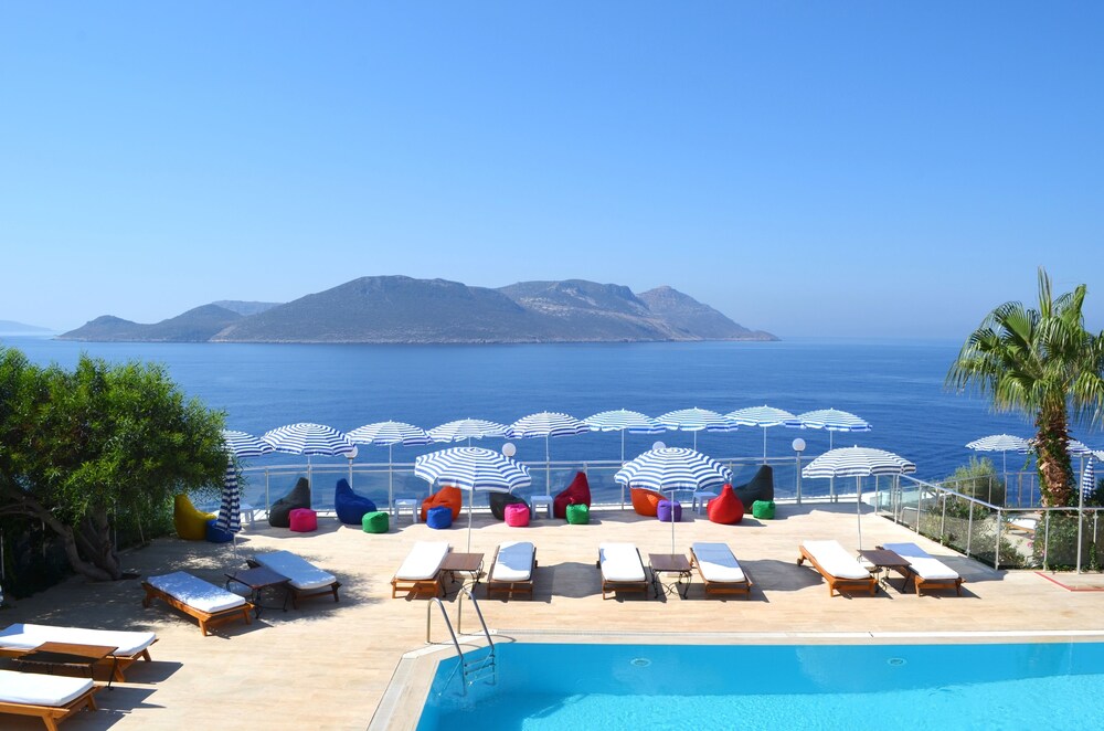 Cachet Beach Hotel Reviews