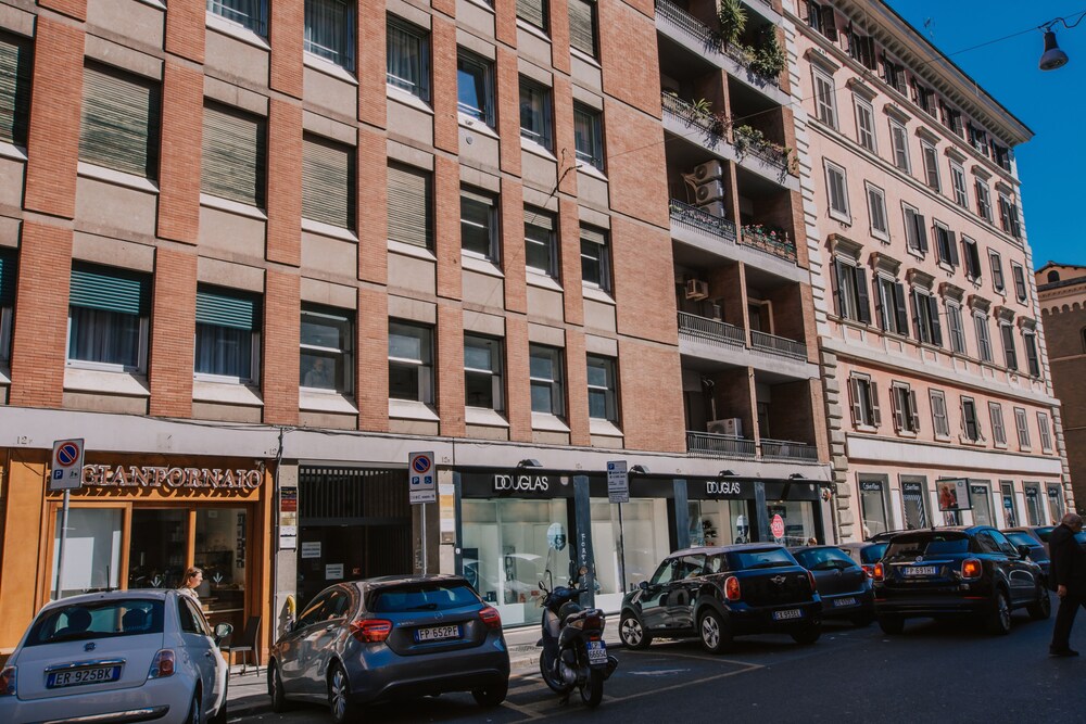 calvin klein via cola di rienzo