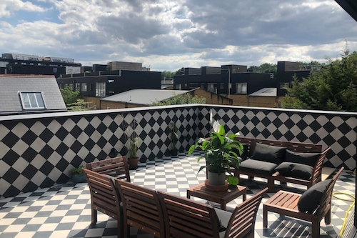 3 Bed Flat W 2 Terraces In Hackney East London Londra Hotels Com