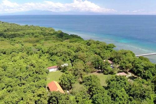 モヨ アイランド ビーチ リゾート モヨ島 の宿泊予約 ホテルズドットコム モヨ アイランド ビーチ リゾート モヨ島 の宿泊予約 ホテルズドットコム