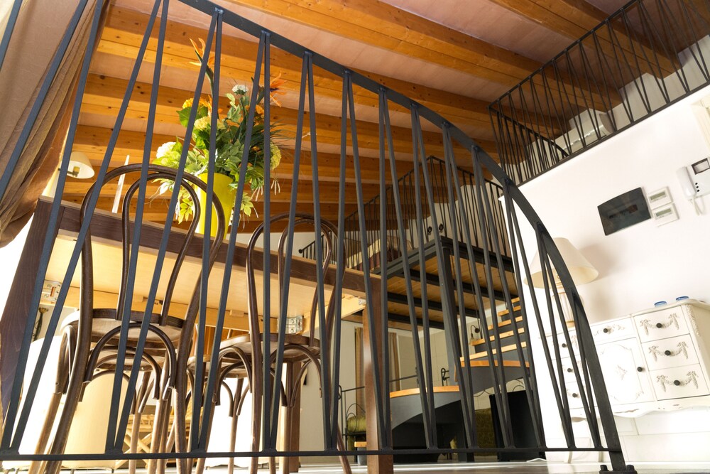 Al Vecchio Teatro Ristorazione E Camere Ortona Italy Ortona Hotel Discounts Hotels Com