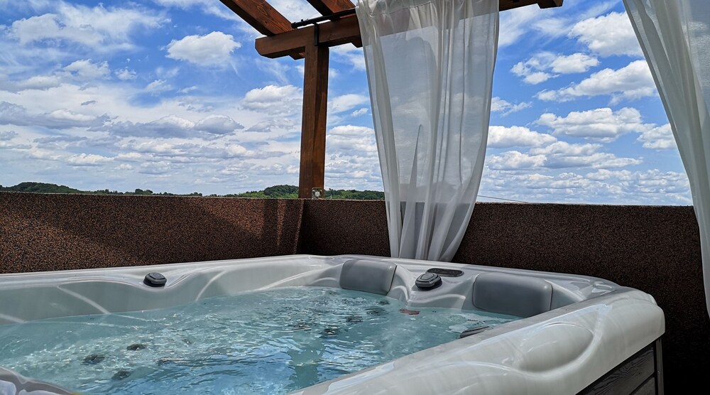 ヴィスカ ジャグジー付き ザグレブ の宿泊予約 ホテルズドットコム