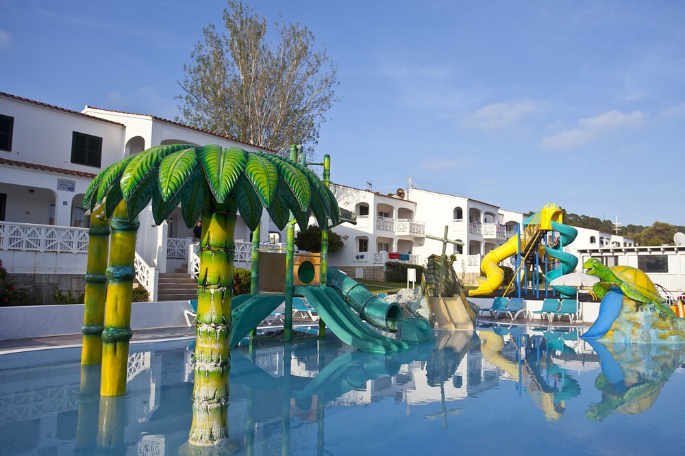 Book Apartamentos Mestral Y Llebeig In Es Migjorn Gran Hotels Com