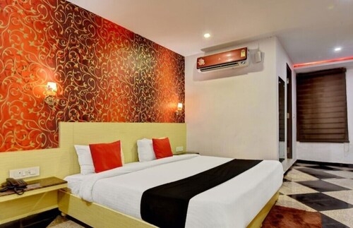 15 Closest Hotels To Iskcon Kanpur Sri Sri Radha Madhav Temple In Kanpur Hotels Com