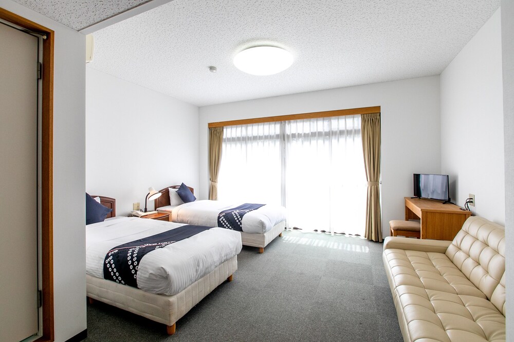 oyo ビジネスホテル みつや 宇部 宇部 の宿泊予約 ホテルズドットコム