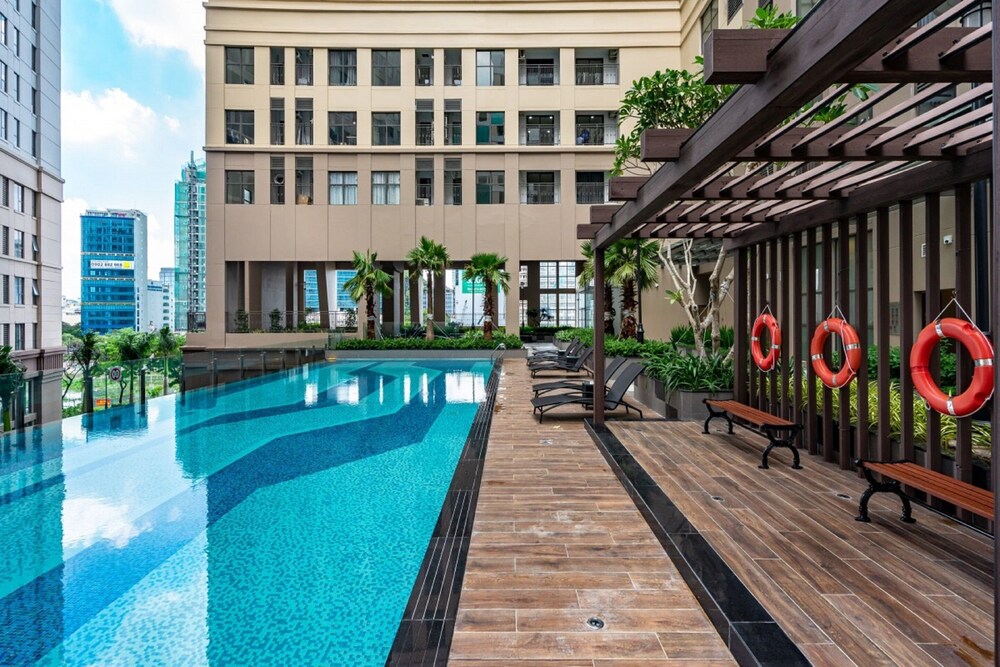 Book Riverside Residence Saigon Royal In Ho Chi Minh City Hotels Com