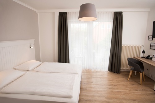 ホテル クール ノイミュンスター の宿泊予約 ホテルズドットコム